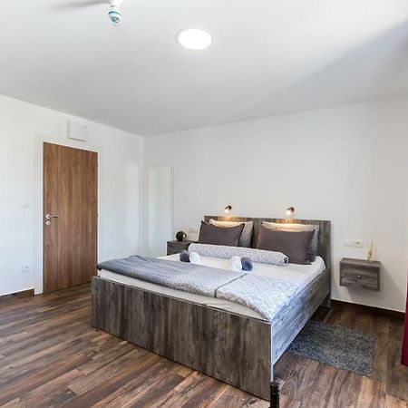 Apinelo Port Rooms Split Zewnętrze zdjęcie