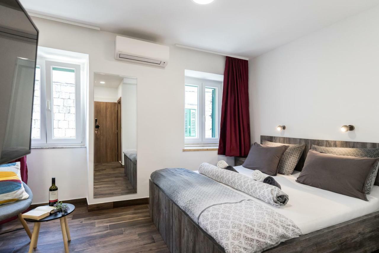 Apinelo Port Rooms Split Zewnętrze zdjęcie