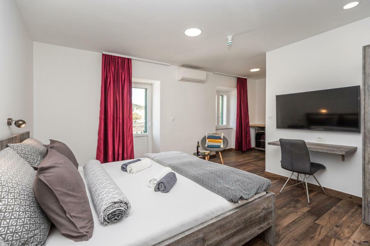 Apinelo Port Rooms Split Zewnętrze zdjęcie